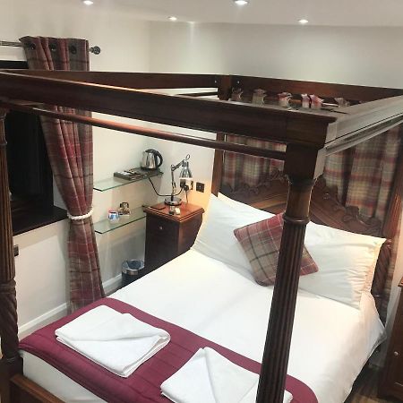 Hot Tub Hide Away Near Alton Towers Staffordshire Hotel Cheddleton Exterior photo