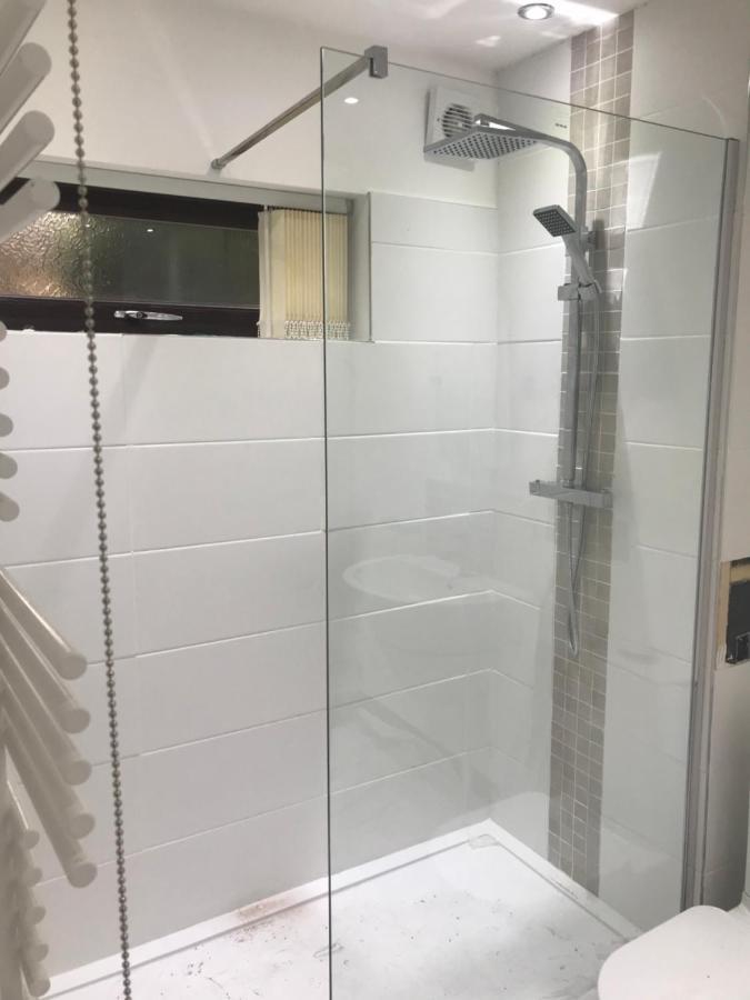 Hot Tub Hide Away Near Alton Towers Staffordshire Hotel Cheddleton Exterior photo